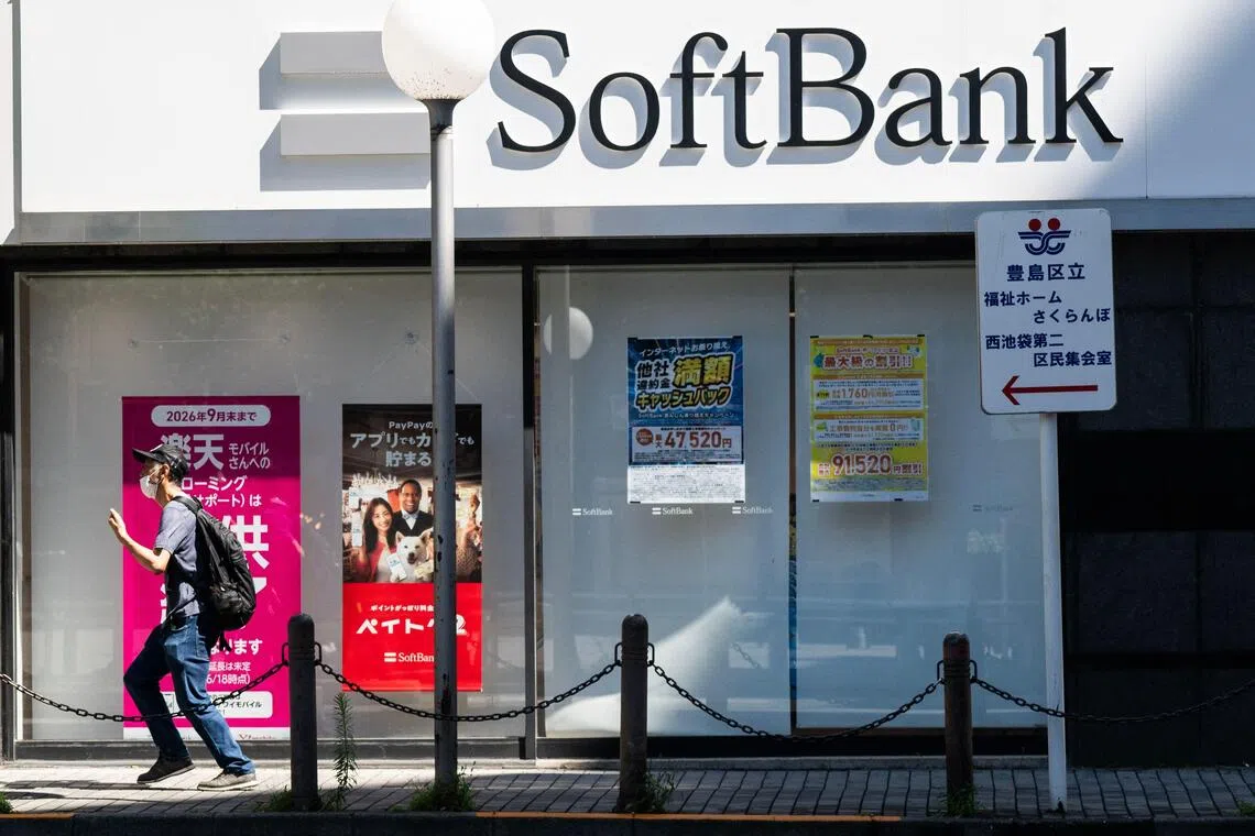 straitstimes.com - SoftBank's record $8b retail bond sale in Japan