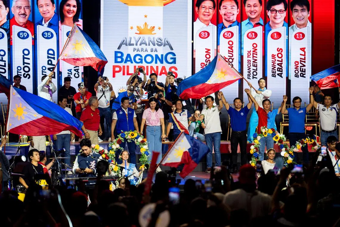 Philippine President Ferdinand Marcos Jr endorses senatorial candidates during a campaign rally ahead of the elections, in Mandaluyong City, Metro Manila, Philippines, May 9, 2025. REUTERS/Lisa Marie David