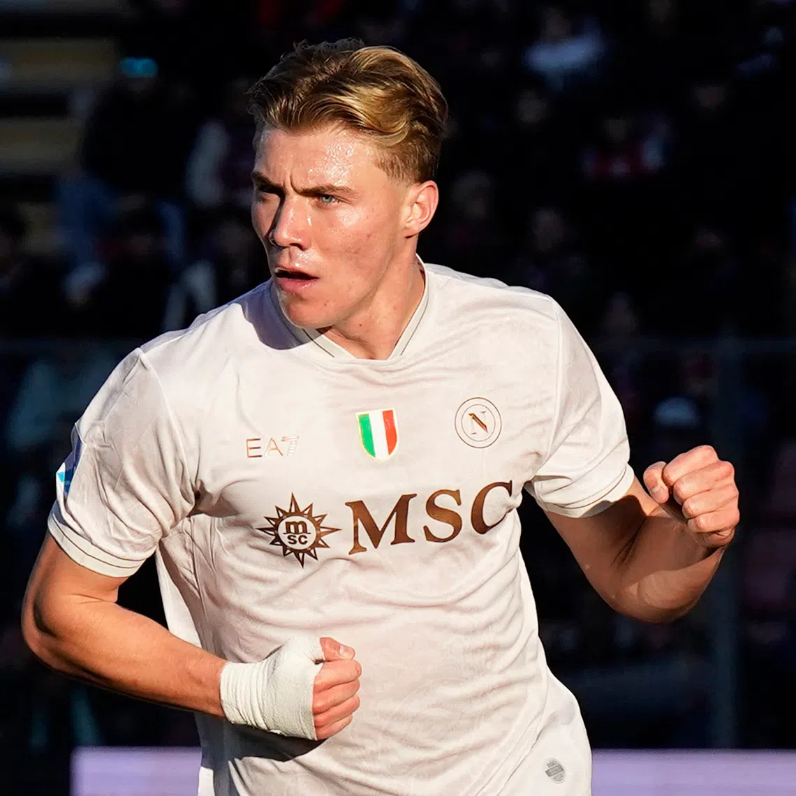 Soccer Football - Serie A - Cremonese v Napoli - Stadio Giovanni Zini, Cremona, Italy - December 28, 2025 Napoli's Rasmus Hojlund celebrates scoring their first goal REUTERS/Matteo Ciambelli