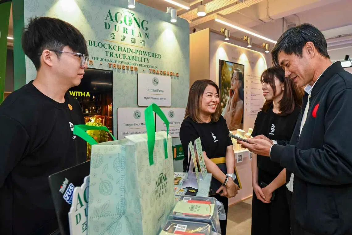 Malaysian brand AGONG Durian used Geene 2.0 to analyze data such as daily durian supply and generate marketing content and more.