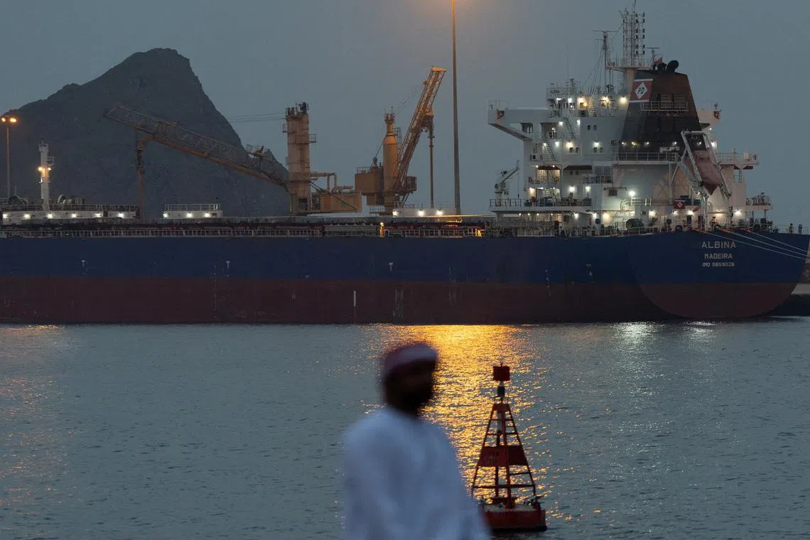 US to enforce blockade in Gulf of Oman, Arabian Sea, note to seafarers says