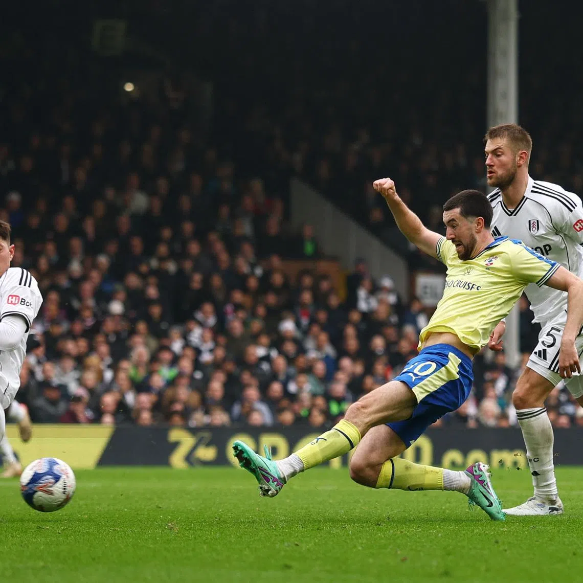 Soccer Football - FA Cup - Fifth Round - Fulham v Southampton - Craven Cottage, London, Britain - March 8, 2026 Southampton's Finn Azaz shoots at goal Action Images via Reuters/Matthew Childs