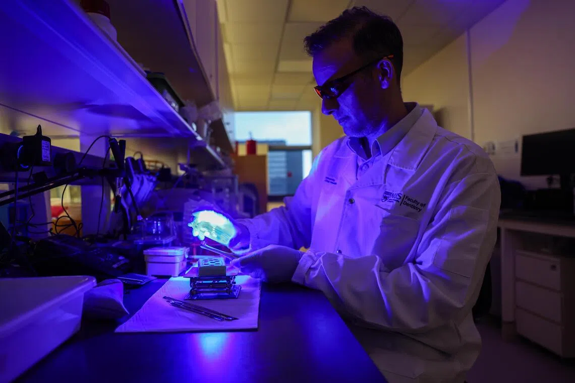 straitstimes.com - Zhaki Abdullah - NUS Dentistry biomaterials for safer medical treatments