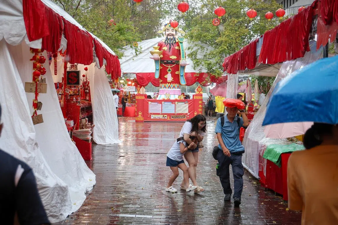 The total rainfall for the second fortnight of February is expected to be near average across most parts of Singapore.