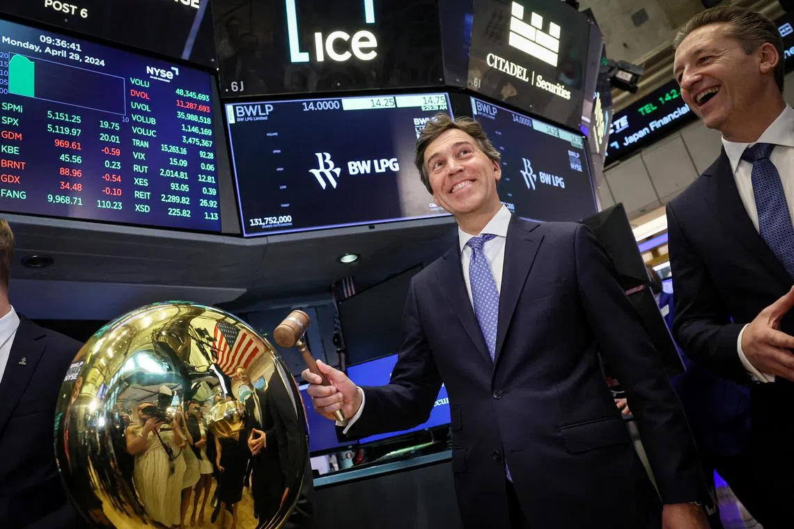 On Wall Street, the major indices drifted higher, extending positive momentum from late last week.