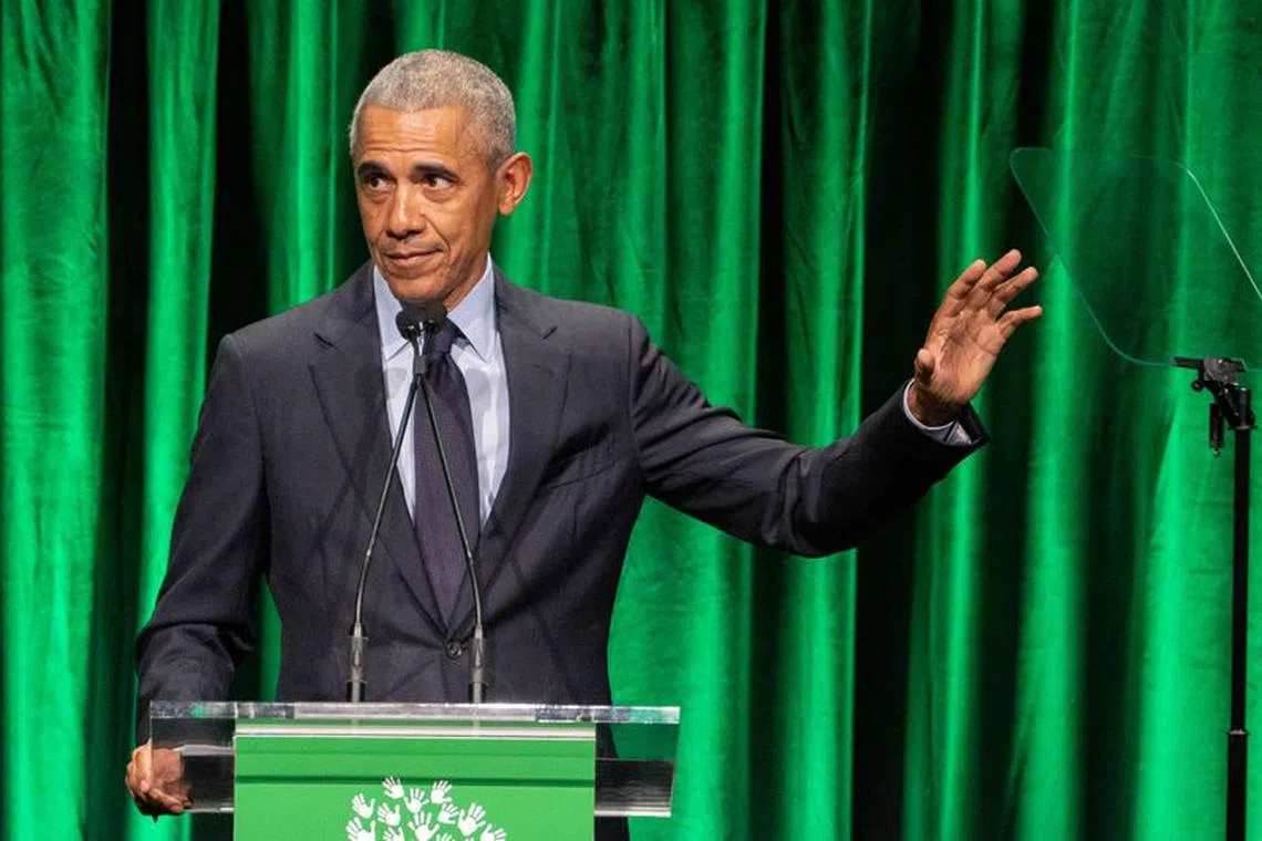 Former U.S. President Barack Obama speaks during the Sandy Hook Promise Benefit in New York City, U.S., December 6, 2022. REUTERS/David 'Dee' Delgado/File Photo
