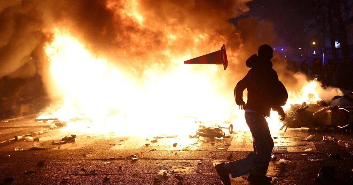 PSG-Lyon game moved amid Paris protest fears | The Straits Times