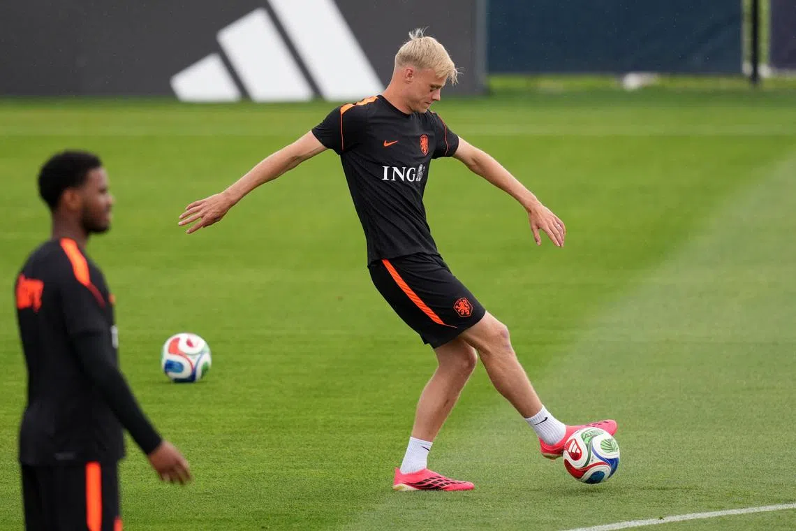 Soccer Football - FIFA World Cup 2026 - Netherlands Training - KC Current Training Facility, Kansas City, Missouri, U.S. - June 18, 2026 Netherlands' Jan Paul van Hecke during training IMAGN IMAGES via Reuters/Jay Biggerstaff