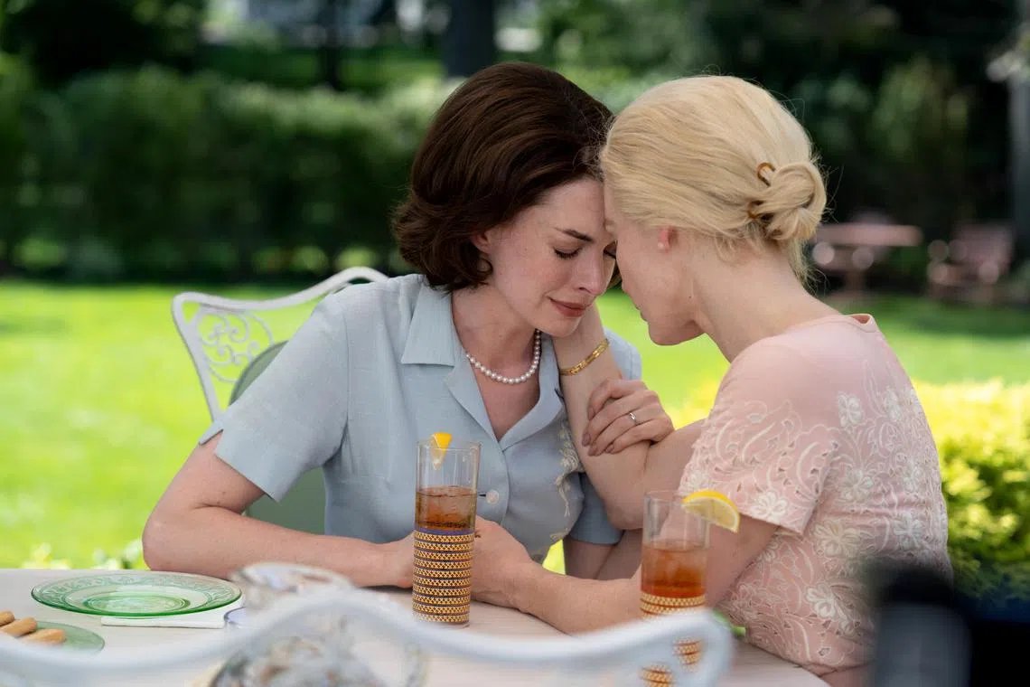 adchas13 - Anne Hathaway (left) and Jessica Chastain in Mothers' Instinct




Source/copyright: Shaw Organisation