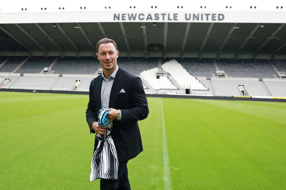 Soccer Football - Newcastle United - Matthias Jaissle Press Conference - St James' Park, Newcastle, Britain - August 11, 2026 Newcastle United manager Matthias Jaissle with the home kit on the pitch following his introductory press conference Action Images via Reuters/Lee Smith