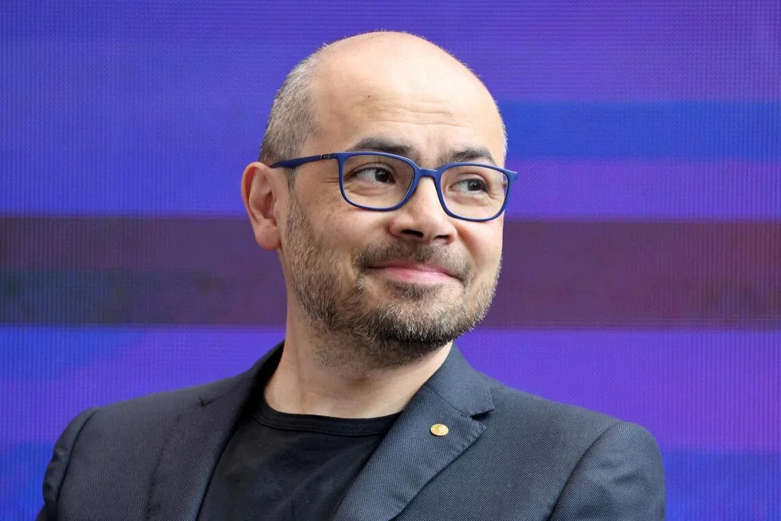 Demis Hassabis, the head of Google DeepMind, is moving into a chairman role at the lab.