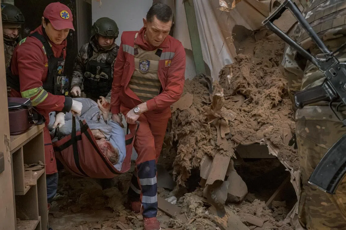 The five deaths in Kherson occurred in an incessant Russian shelling of the city and the region over the preceding 24 hours, said Ukrainian officials.