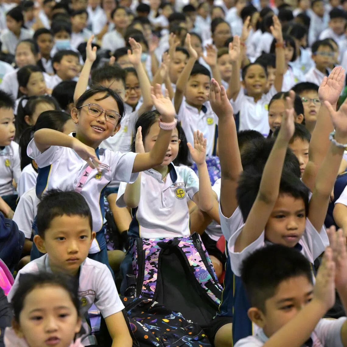 kckindness/ST20250513_202591700830/Ng Sor Luan/Lianhua Primary School students at the school's celebration of  Kindness Day on May 13, 2025 as part of Singapore Kindness Movement's broader education outreach.