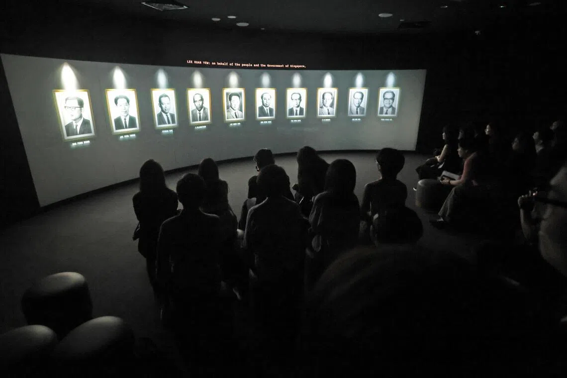 CMG20251126-Darwis01 陈渊庄/ 许翔宇/ The Albatross File: Singapore’s Independence Declassified exhibition [NLB]***** Documents never seen before will be on exhibition to the public starting 8 December 2025 at the National Library. Plenty of other documents not allowed to be photographed will only be able to be photographed on 7 December.Members of the media watching a 22 minutes video titled "ROOM, where it all began"