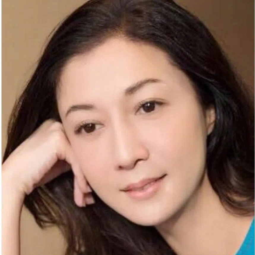 Elaine Ng (left) made headlines in 1999 when she disclosed that she was pregnant with Jackie Chan’s child.