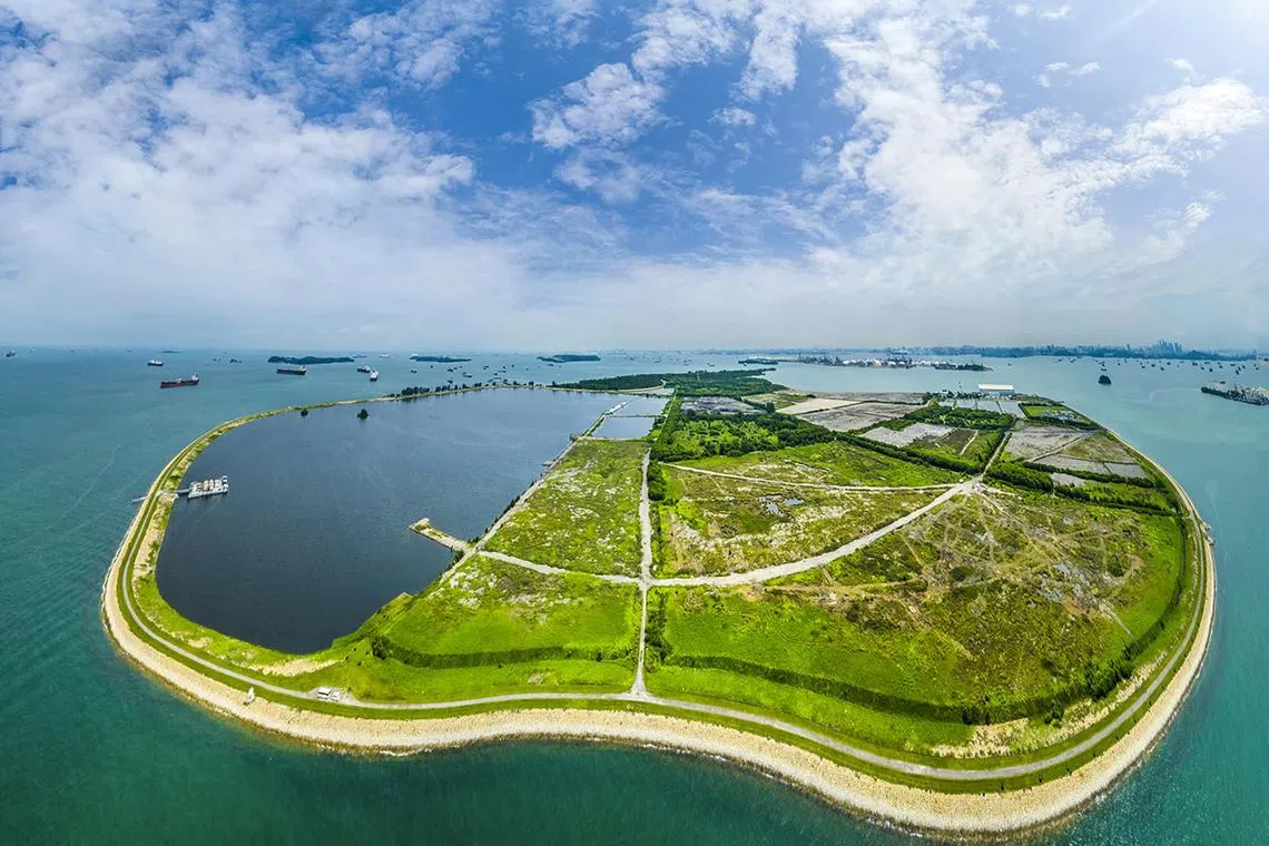 sbsemakau13 - Aerial shot of Semakau Landfill. Phase I on the right is nearly filled, and some of the cells are topped with vegetation.


Credit: NEA