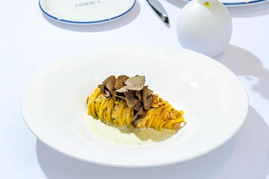 Savour seafood-driven Italian cuisine at L’Amo Bistro del Mare at Mett Singapore