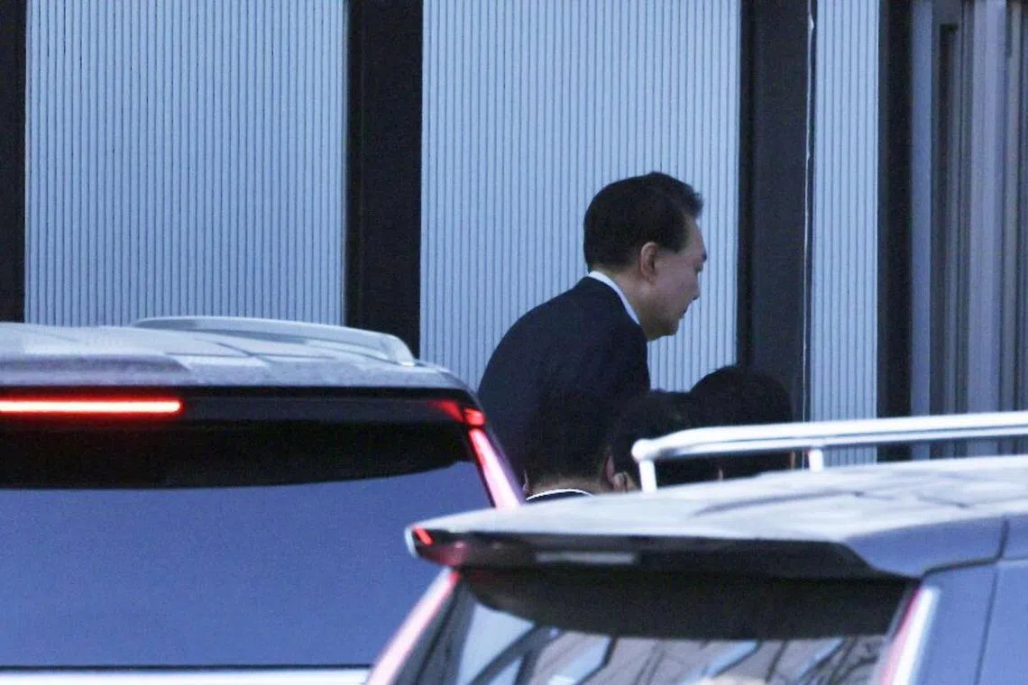 韓国捜査当局、弾劾された尹大統領を逮捕、数週間にわたる膠着状態に終止符