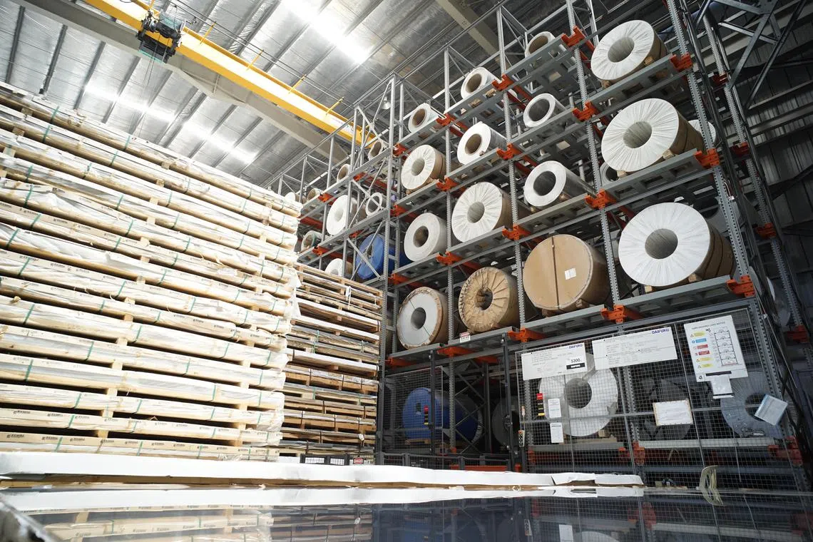 Refined zinc and lead have been pouring into Singapore since the middle of last year, making it a critical vault for companies including Trafigura and Glencore. 