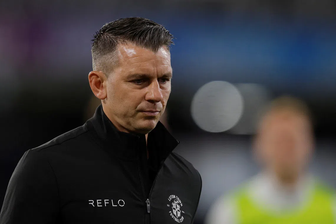 FILE PHOTO: Soccer Football - League One - Luton Town v Wigan Athletic - Kenilworth Road, Luton, Britain - August 19, 2025  Luton Town manager Matt Bloomfield Action Images/Andrew Couldridge/File Photo