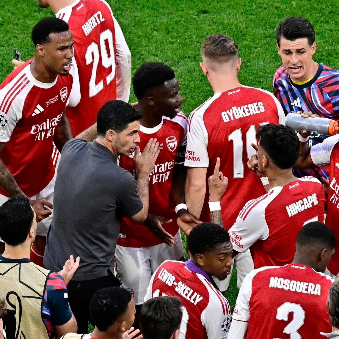 Arsenal manager Mikel Arteta speaking to players during the 2025-26 Champions League final which they lost to Paris Saint-Germain.