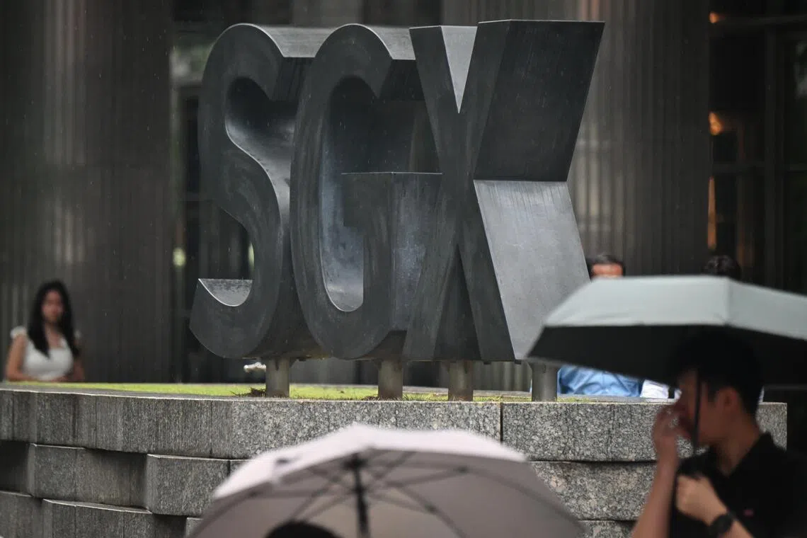 The benchmark Straits Times Index (STI) lost 0.5 per cent or 24.28 points to finish at 4,507.08.