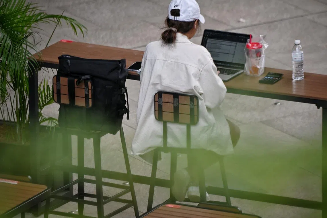 A balanced approach that respects individual autonomy while sharing the same goals as the company is essential.