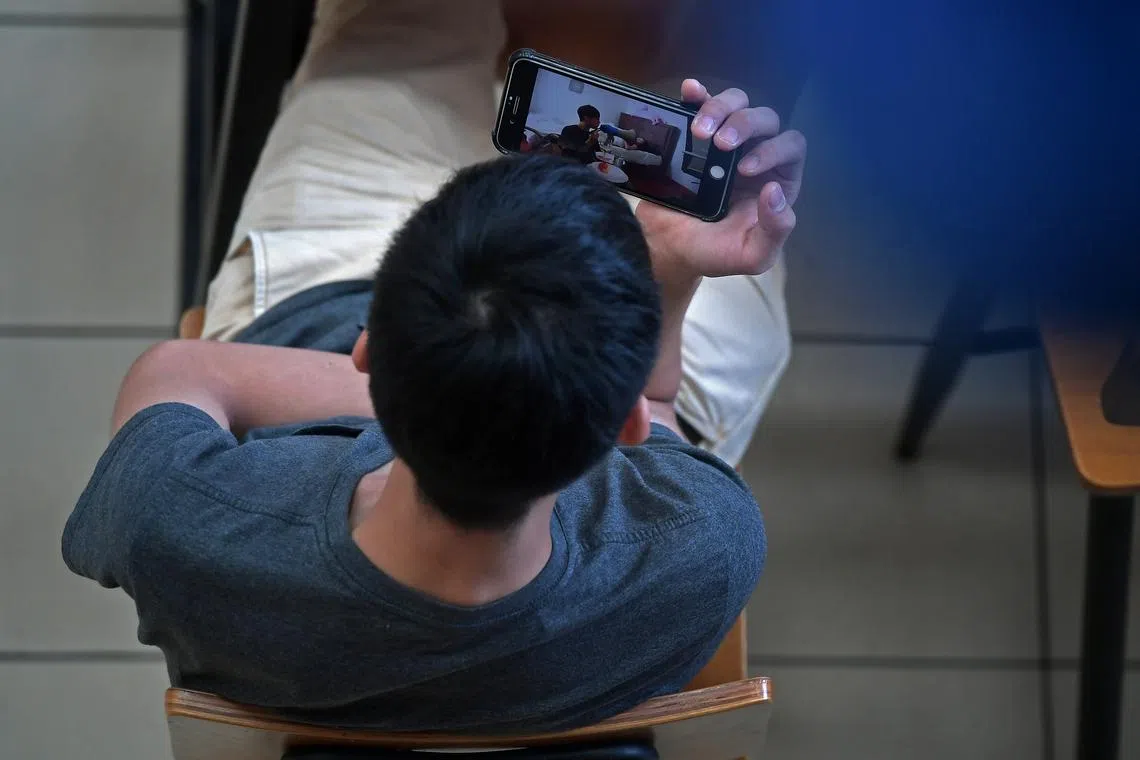 South Korean teens spend more than three hours a day watching online videos: Survey