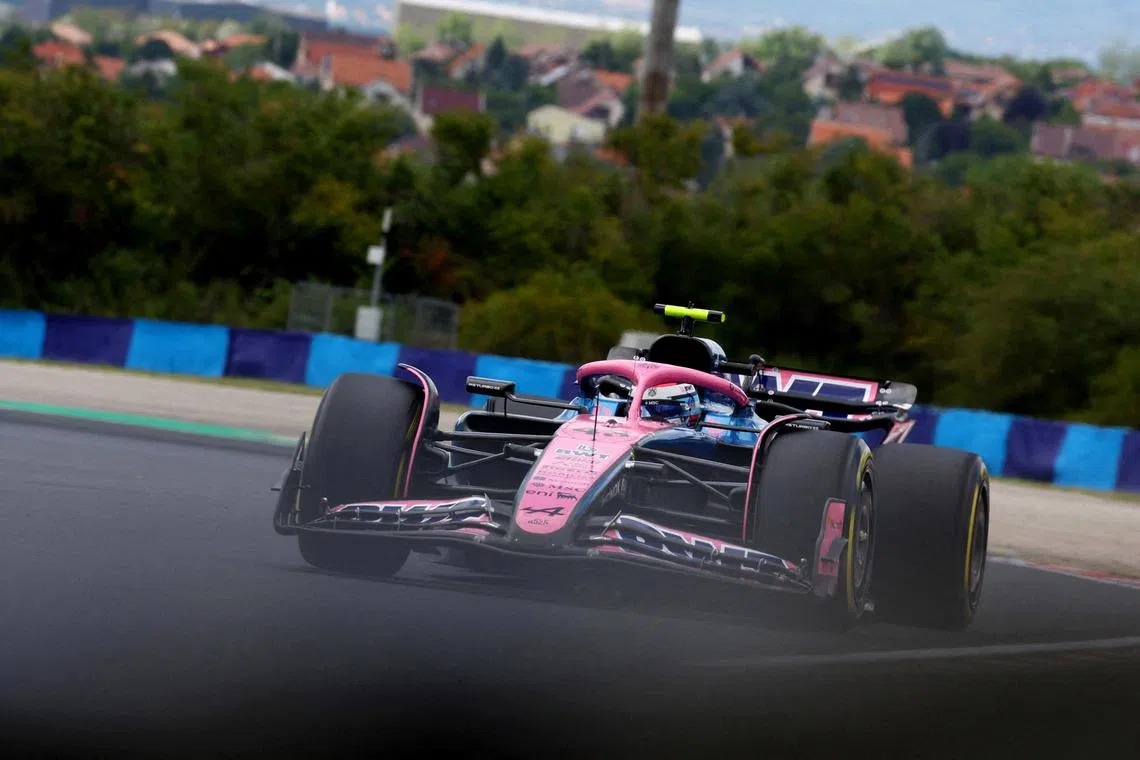 FILE PHOTO: Formula One F1 - Hungarian Grand Prix - Hungaroring, Budapest, Hungary - August 1, 2025 Alpine's Franco Colapinto in action during practice REUTERS/Bernadett Szabo/ File Photo