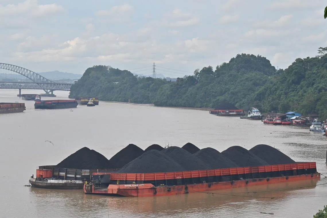 The deal would enable Indonesia to accelerate efforts to shutter excess fossil fuel generation capacity andlimit its pipeline of coal power projects.