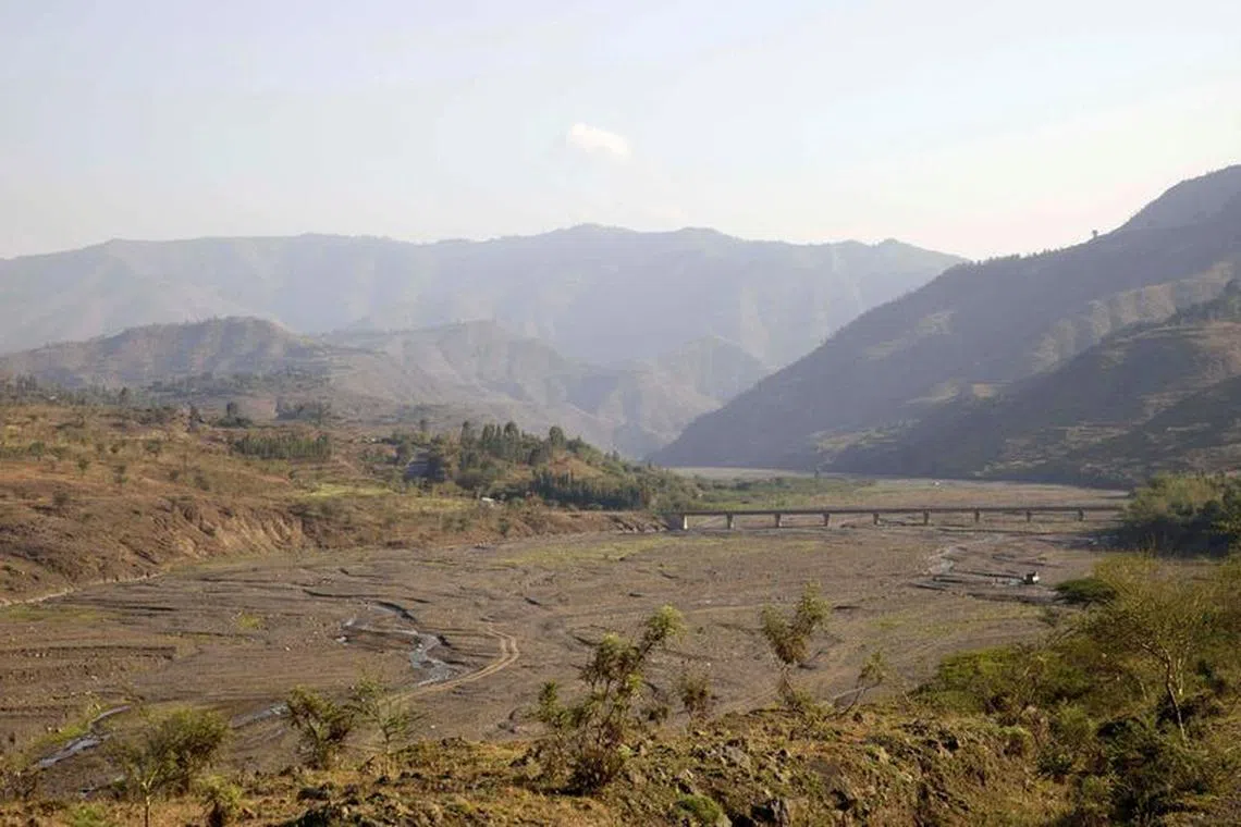 FILE PHOTO: A general view shows a bridge constructed across a dried up river in Ethiopia's northern Amhara region. Picture taken February 11, 2016.  REUTERS/Katy Migiro/File Photo