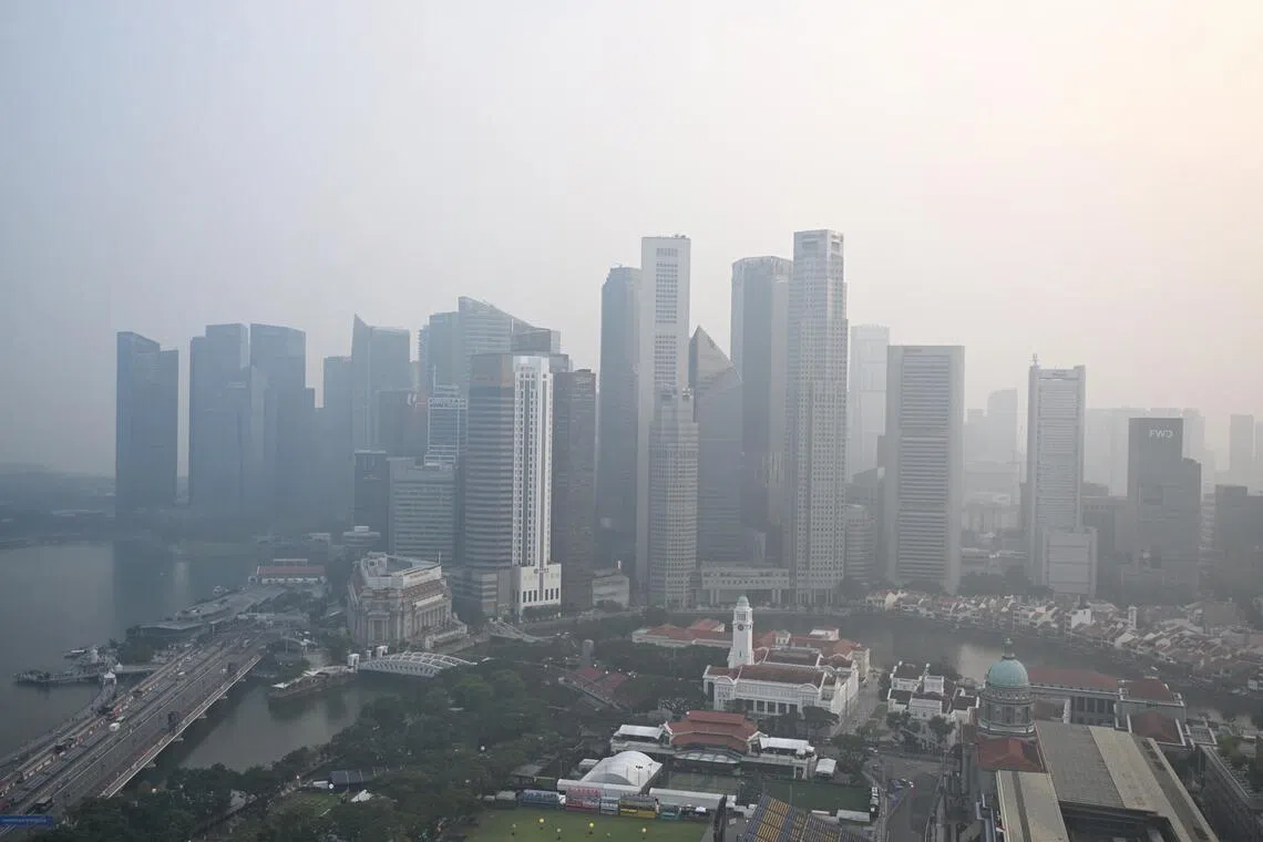 In its daily haze advisory on Oct 7, the NEA had forecast that the haze situation would worsen, with the PSI expected to be in the unhealthy range.