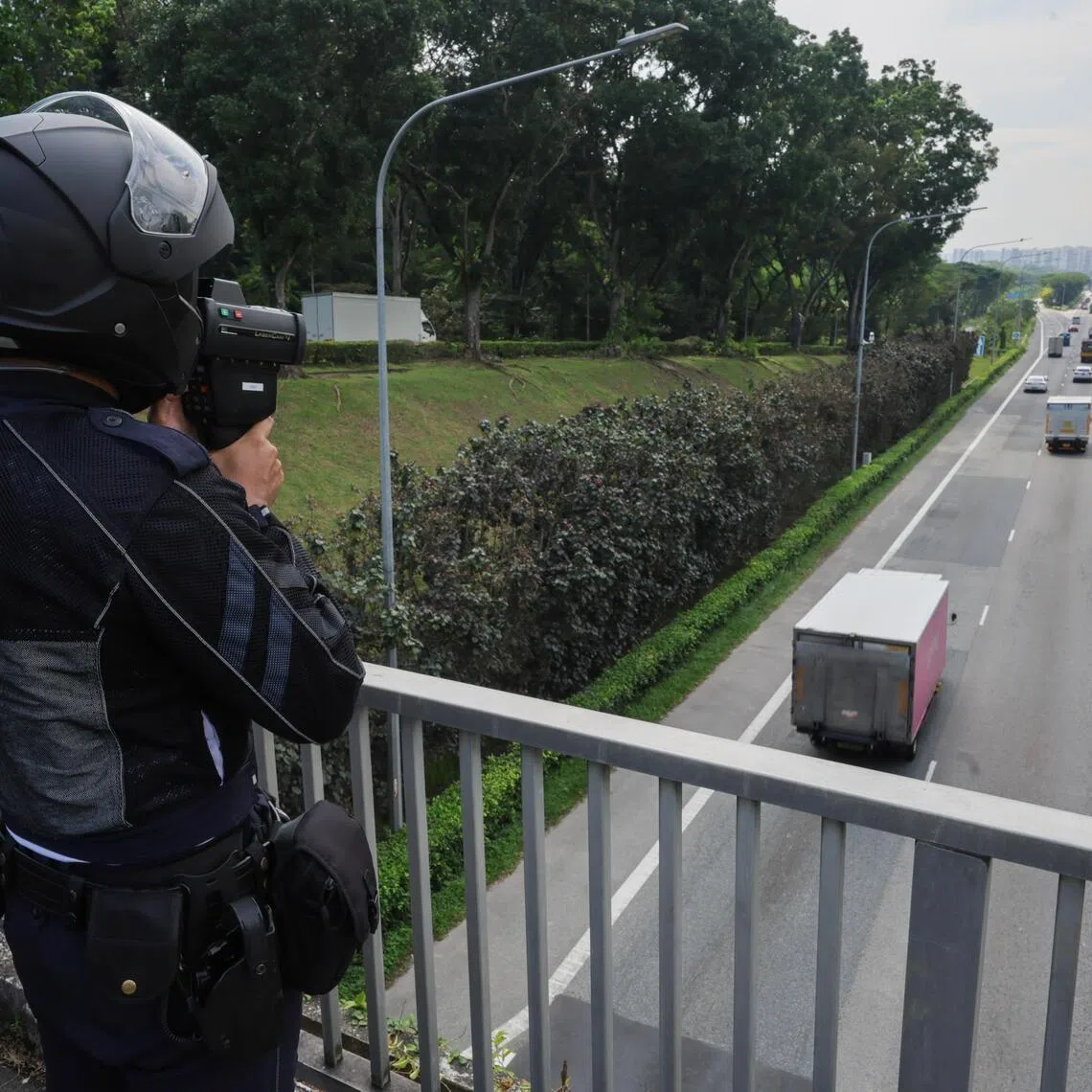 Speed limiters cap a vehicle’s top speed at 60km/h to reduce the risk of speeding-related accidents involving heavy vehicles.