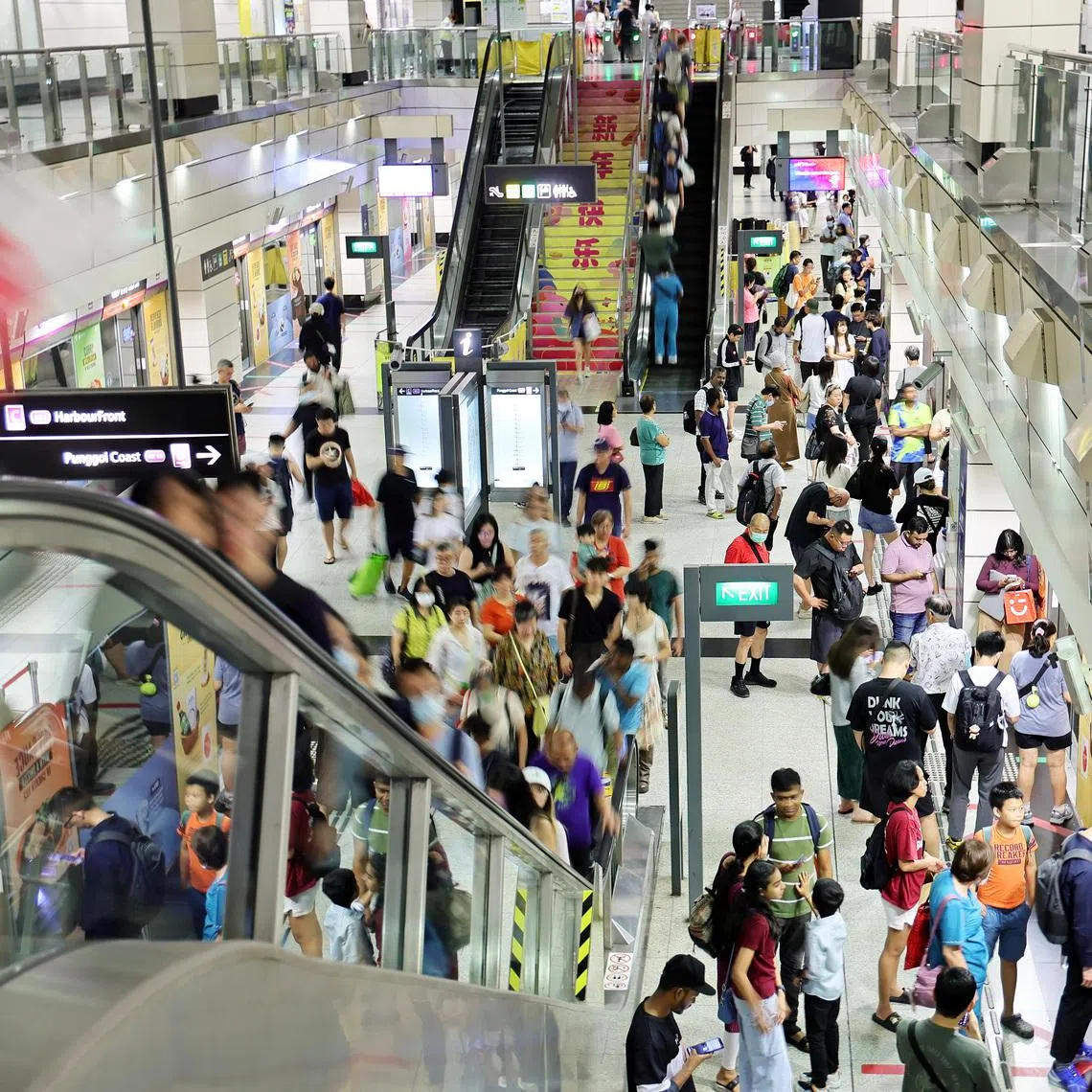 The scheme, which started on Dec 27, 2025, aims to reduce train congestion in north-eastern Singapore, especially on the crowded North East Line.