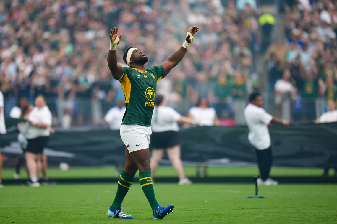 Sep 12, 2026; Baltimore, MD, USA;  South Africa Springboks flanker Siya Kolisi (6) raises his arms before the Rugby's Greatest Rivalry: South Africa Springboks v New Zealand All Blacks at M&amp;T Bank Stadium.  Mandatory Credit: Brent Skeen-Imagn Images