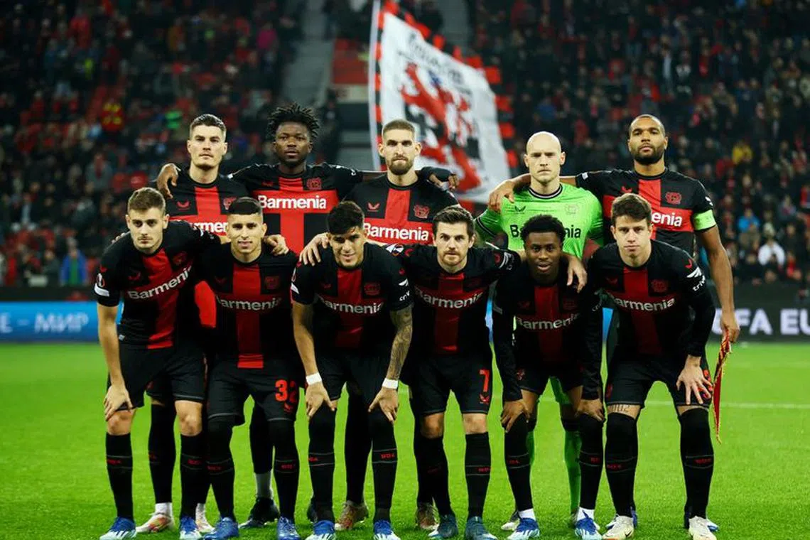 FILE PHOTO: Soccer Football - Europa League - Group H - Bayer Leverkusen v Molde - BayArena, Leverkusen, Germany - December 14, 2023 Bayer Leverkusen players pose for a team group photo before the match REUTERS/Thilo Schmuelgen/File Photo