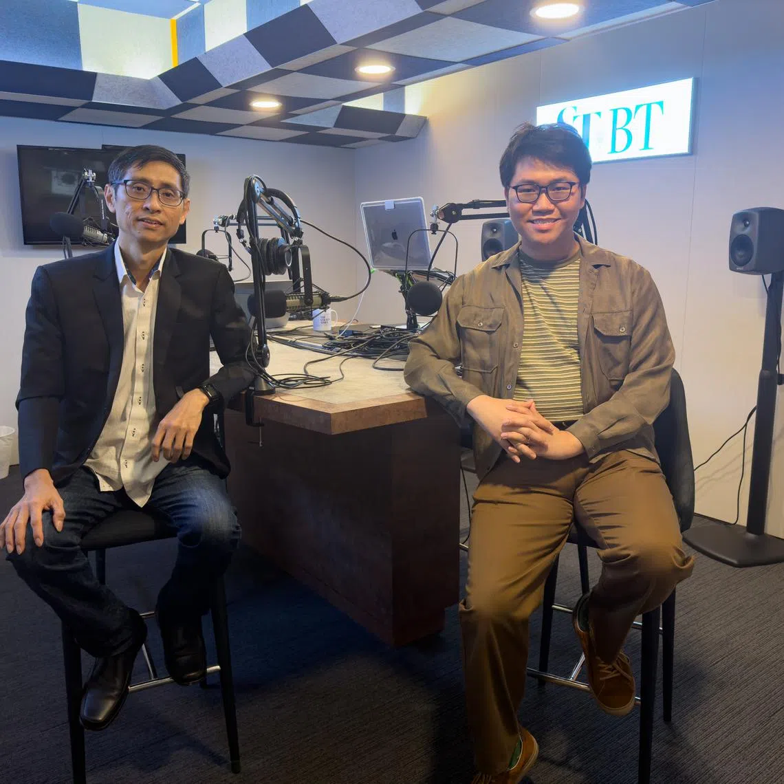 In this episode, host Tay Hong Yi (right) speaks with Mr Tan Kok Guan (left), founder of career coaching firm Broccolise.