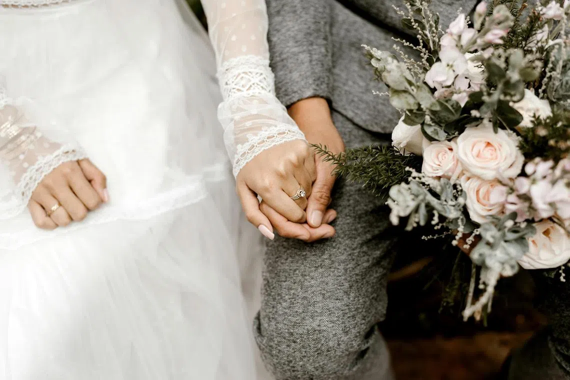 Wedding couple, married.