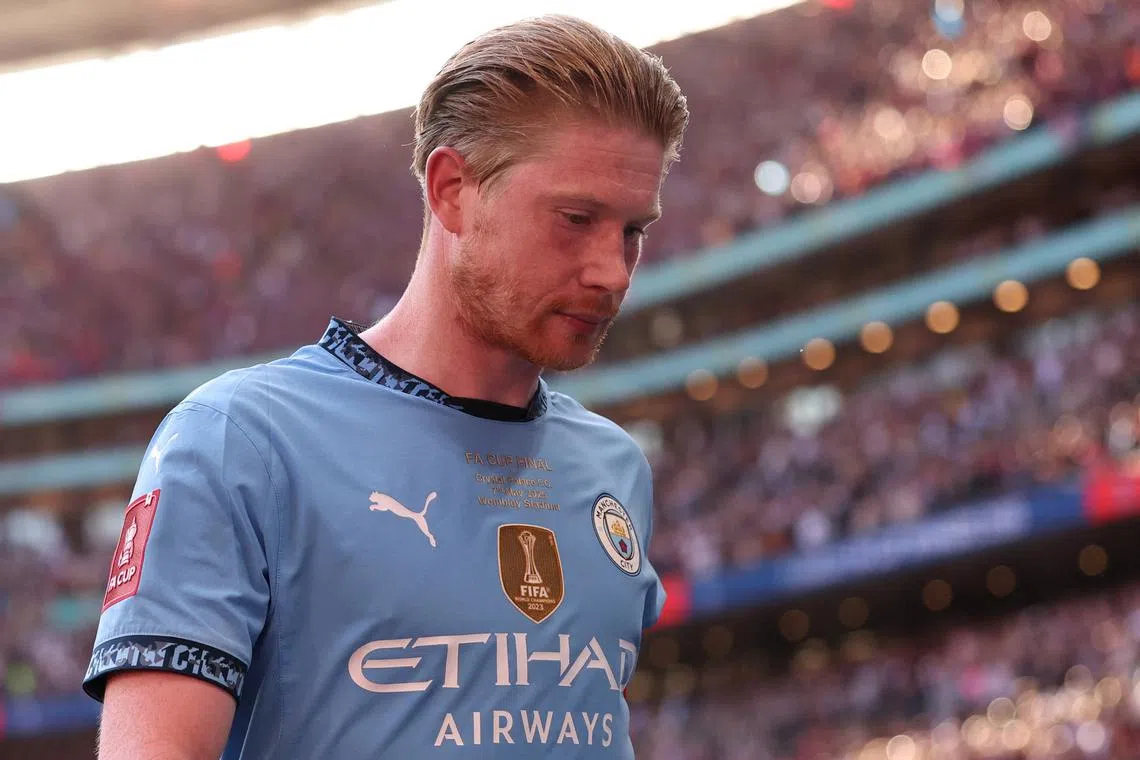 Soccer Football - FA Cup - Final - Crystal Palace v Manchester City - Wembley Stadium, London, Britain - May 17, 2025 Manchester City's Kevin De Bruyne looks dejected after the match REUTERS/David Klein