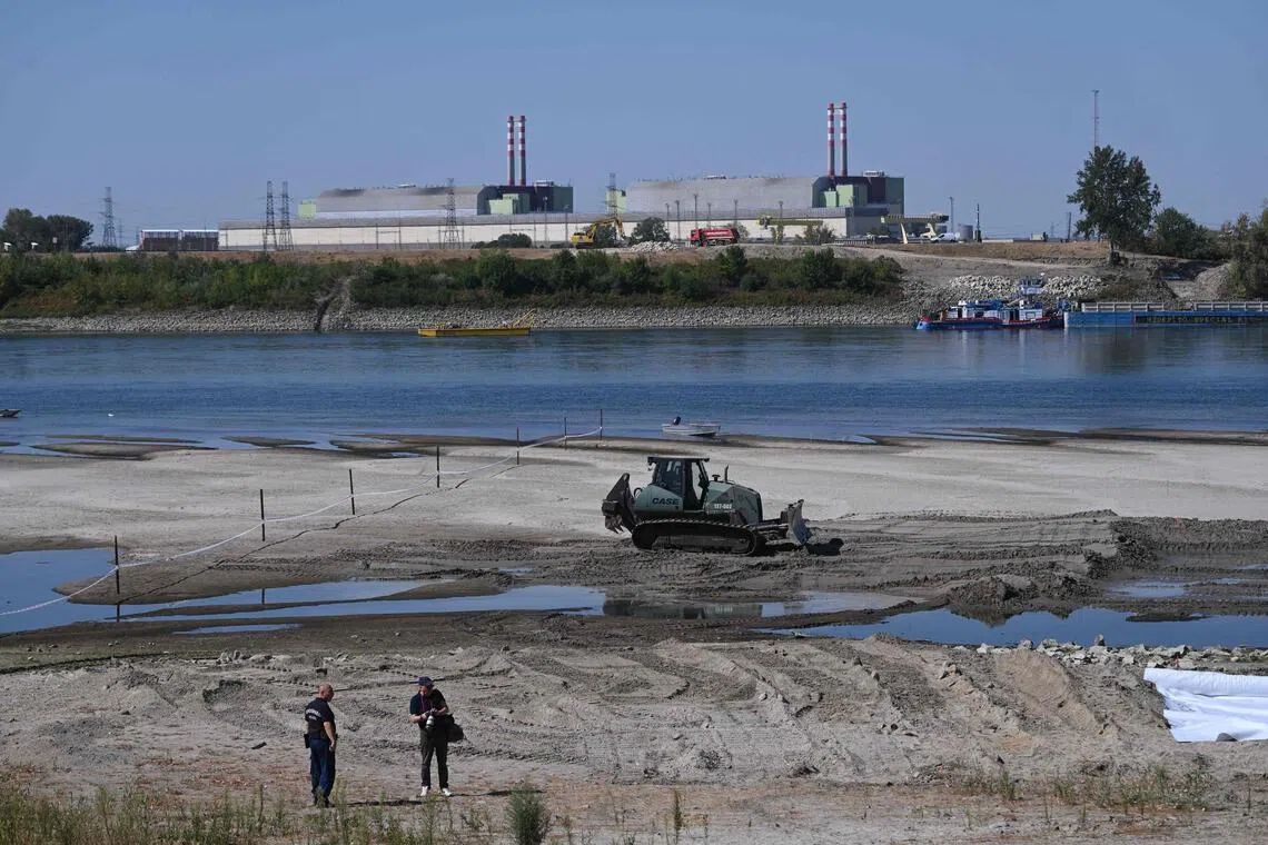 Hungary to sink two barges near nuclear plant to raise water level, ensure cooling