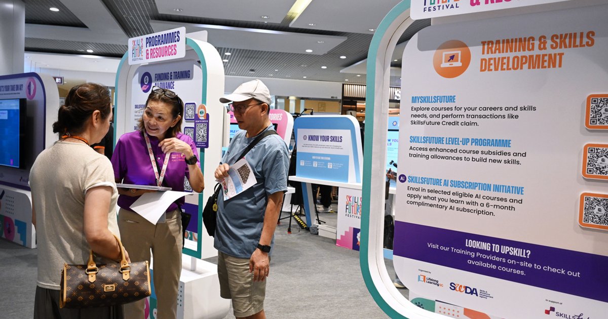 South West District residents get help to use AI in daily tasks and at work