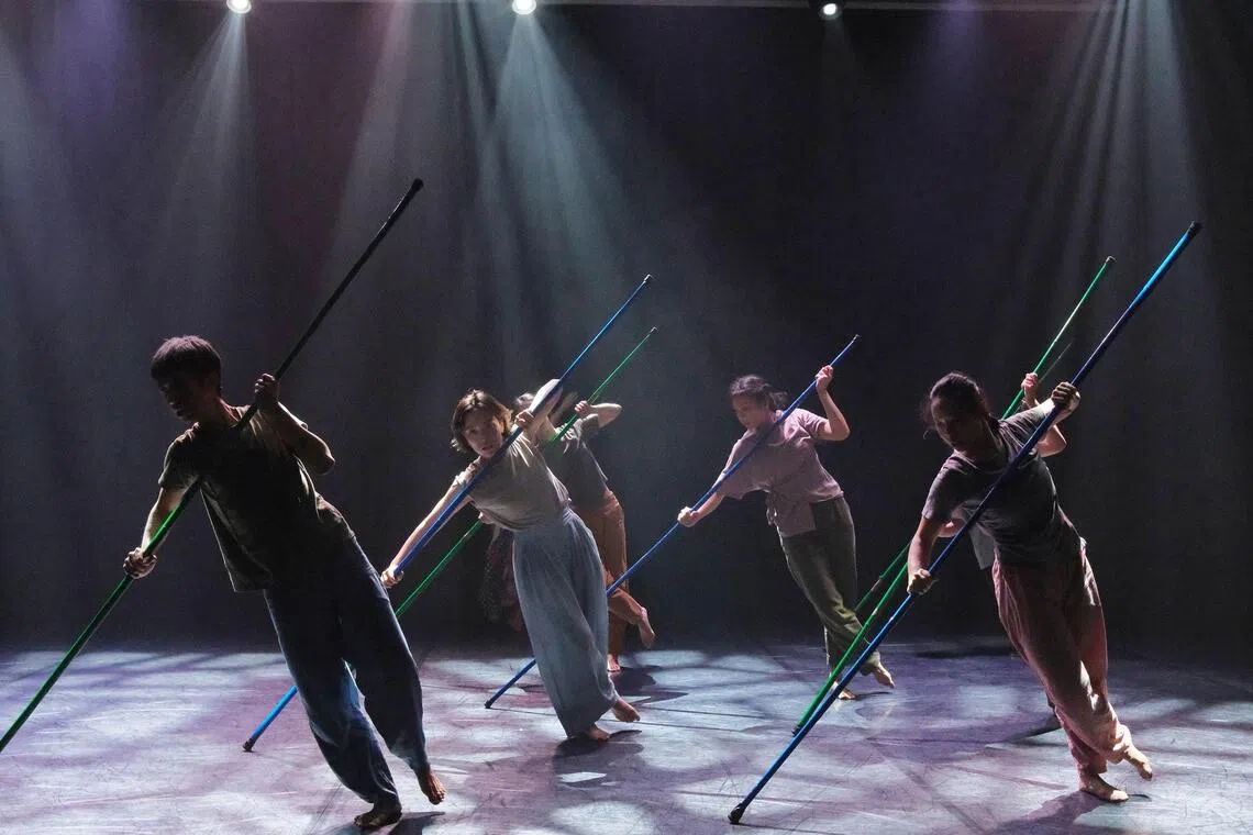 ecsoft30 - Sigma Contemporary Dance staged Soft Archives its first show at its new space in Tanjong Pagar Distripark.
Credit and copyright SROYON MUKHERJEE