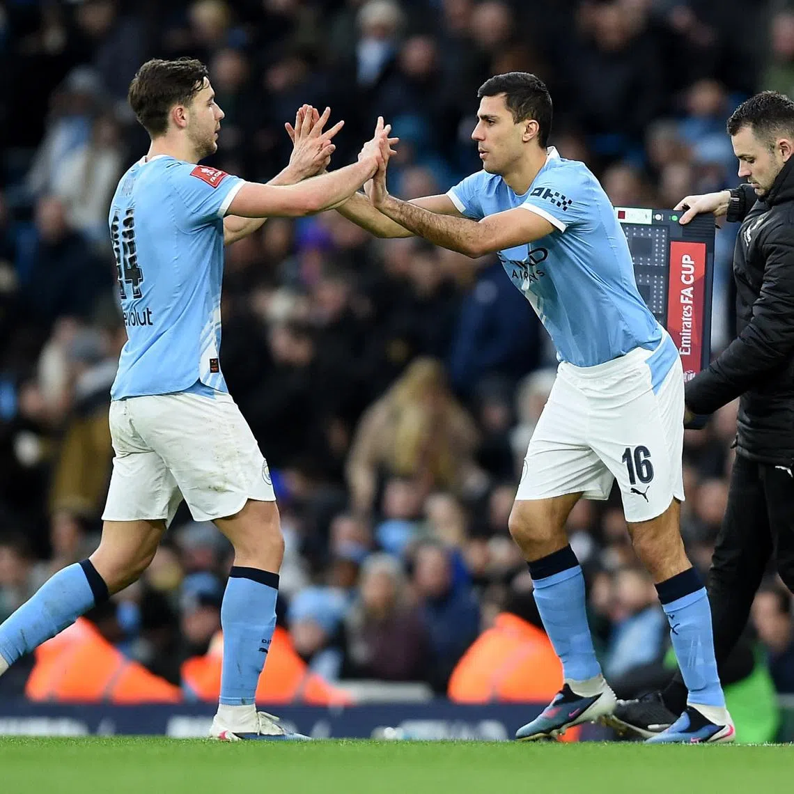 Soccer Football -  FA Cup - Fourth Round - Manchester City v Salford City - Etihad Stadium, Manchester, Britain - February 14, 2026 Manchester City's Rodri comes on as a substitute to replace Nico Gonzalez. REUTERS/Peter Powell