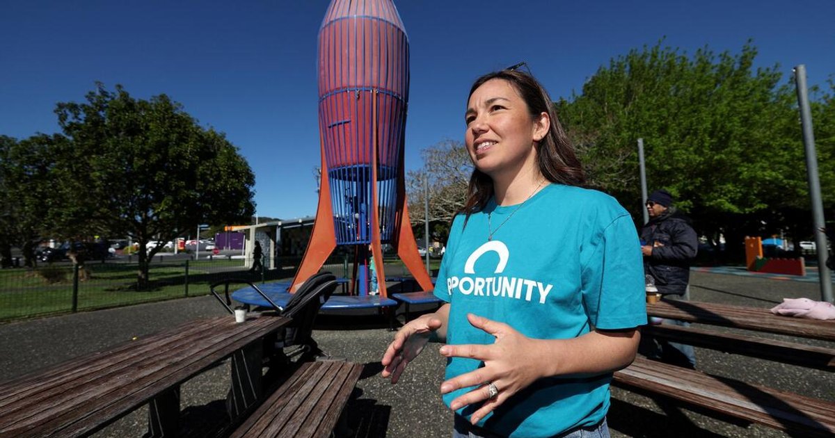 Progressive newcomer shakes up New Zealand politics, evoking Jacinda Ardern