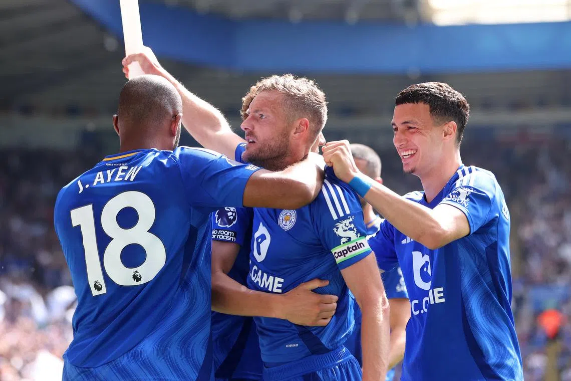 FILE PHOTO: Soccer Football - Premier League - Leicester City v Ipswich Town - King Power Stadium, Leicester, Britain - May 18, 2025  Leicester City's Jamie Vardy celebrates scoring their first goal with teammates Action Images via Reuters/Craig Brough/File Photo