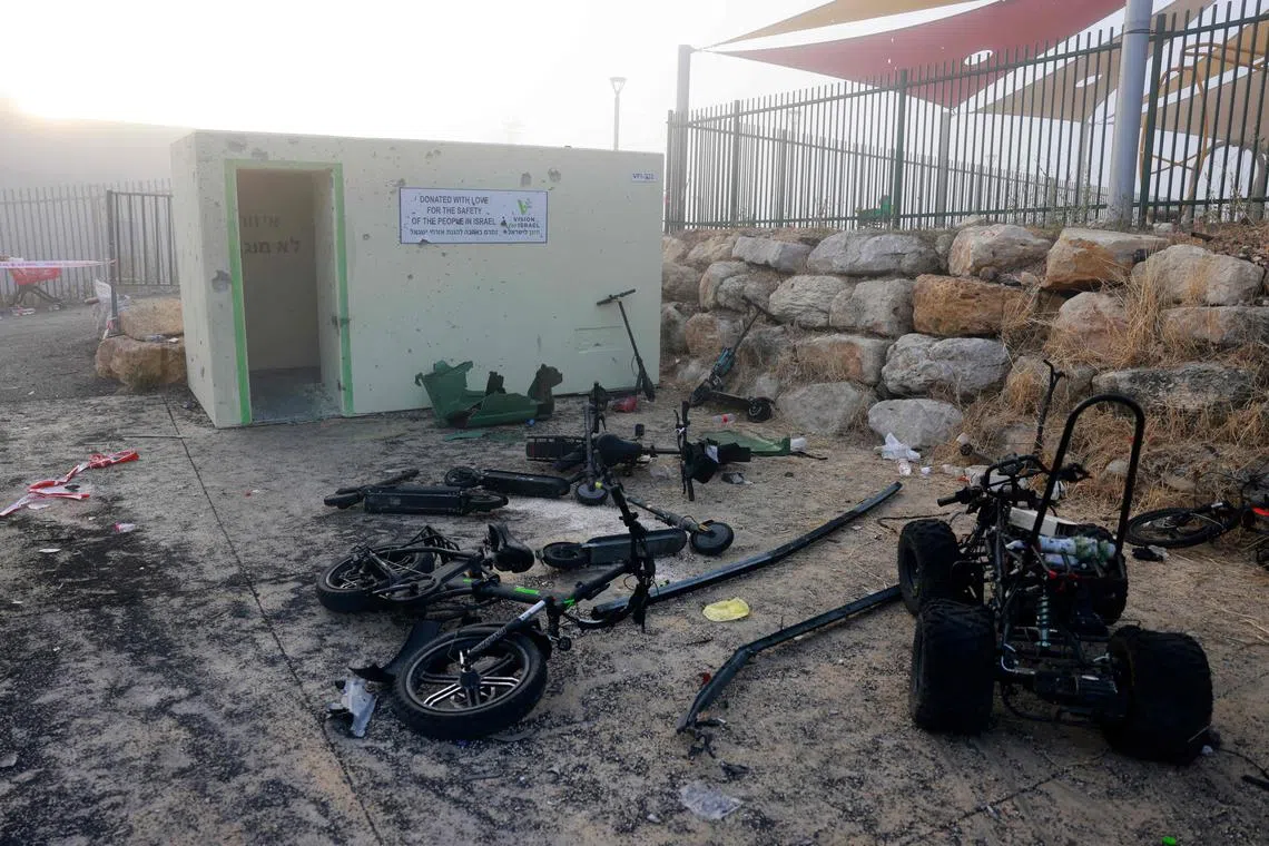 Tere has been no immediate comment from Israel, which typically does not comment on specific reports of strikes in Syria.