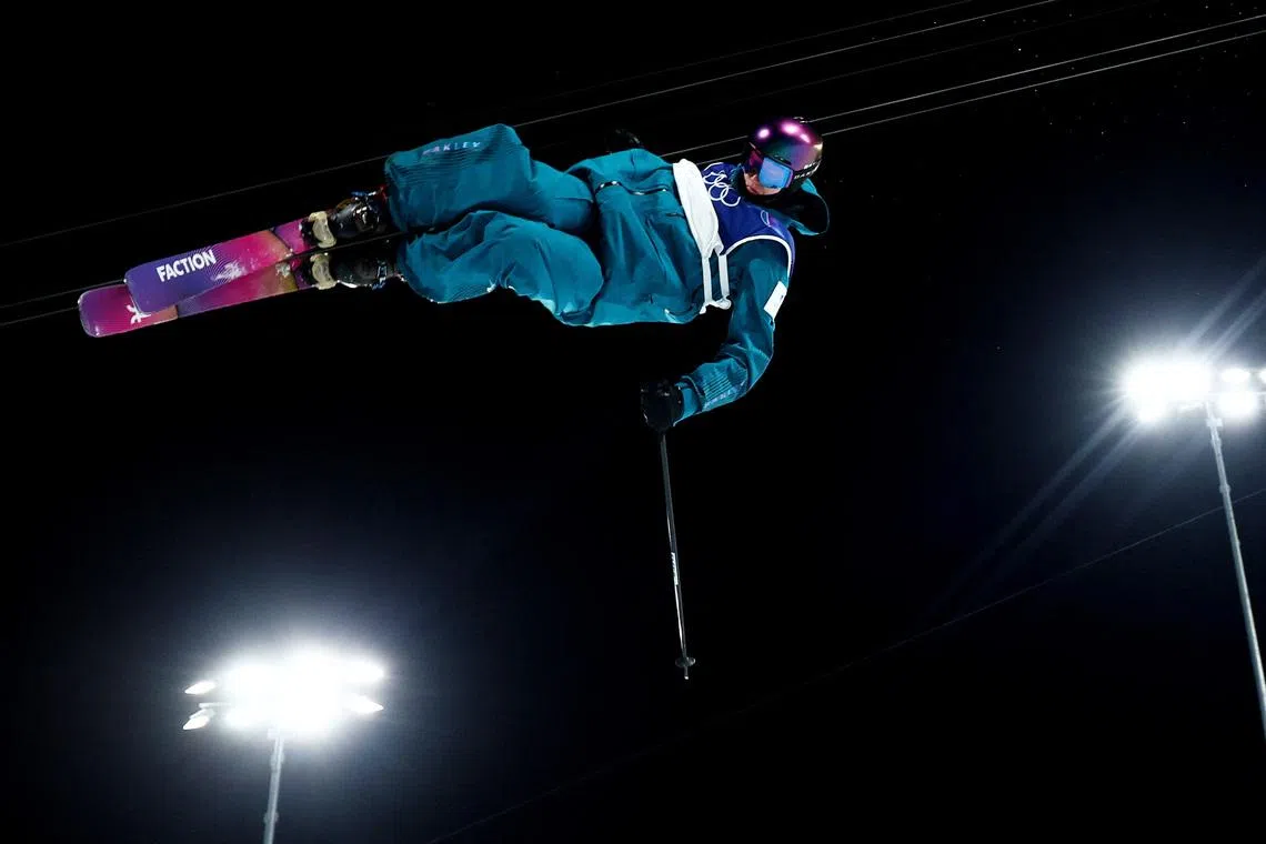 Freestyle-Estonian 'dark horse' Sildaru surprises with halfpipe silver