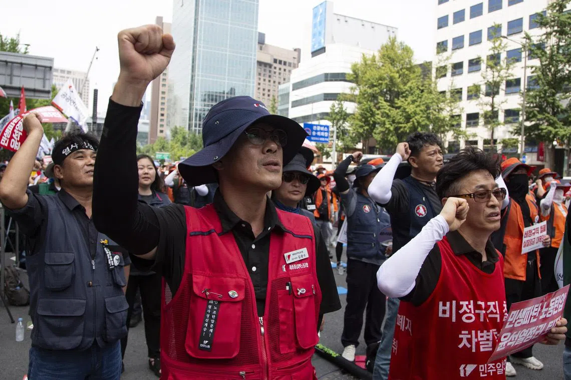 The medical union will join forces with the Korean Confederation of Trade Unions, which is staging a two-week strike.