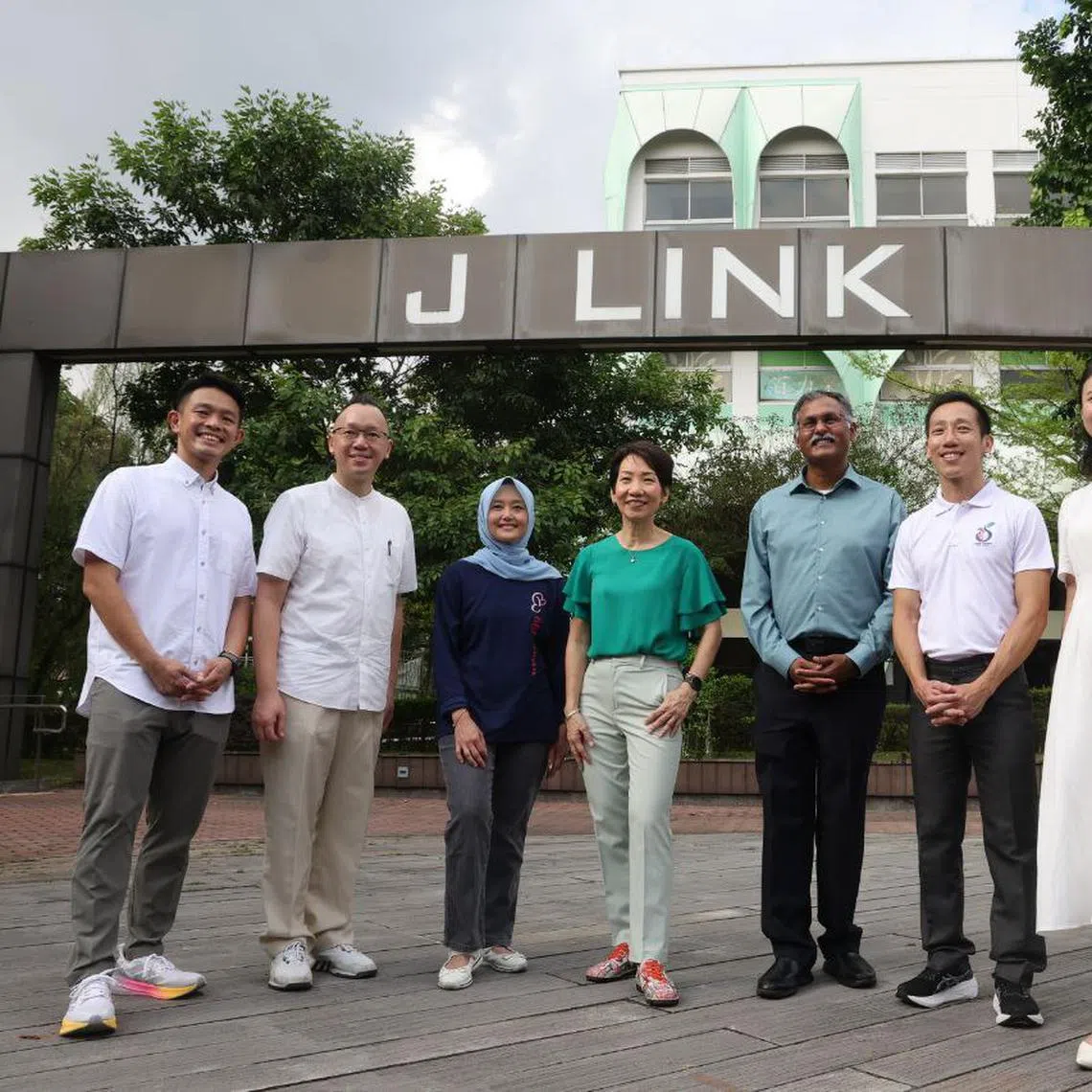 (From left) Mr David Hoe, Jurong GRC MP Tan Wu Meng, Digital Development and Information Rahayu Mahzam, Minister for Sustainability and the Environment Grace Fu, Minister of State for Law and Transport Murali Pillai, Jurong GRC MP Xie Yao Quan and Ms Cassandra Lee at the launch of the Jurong-Clementi Town Council’s five-year masterplan.