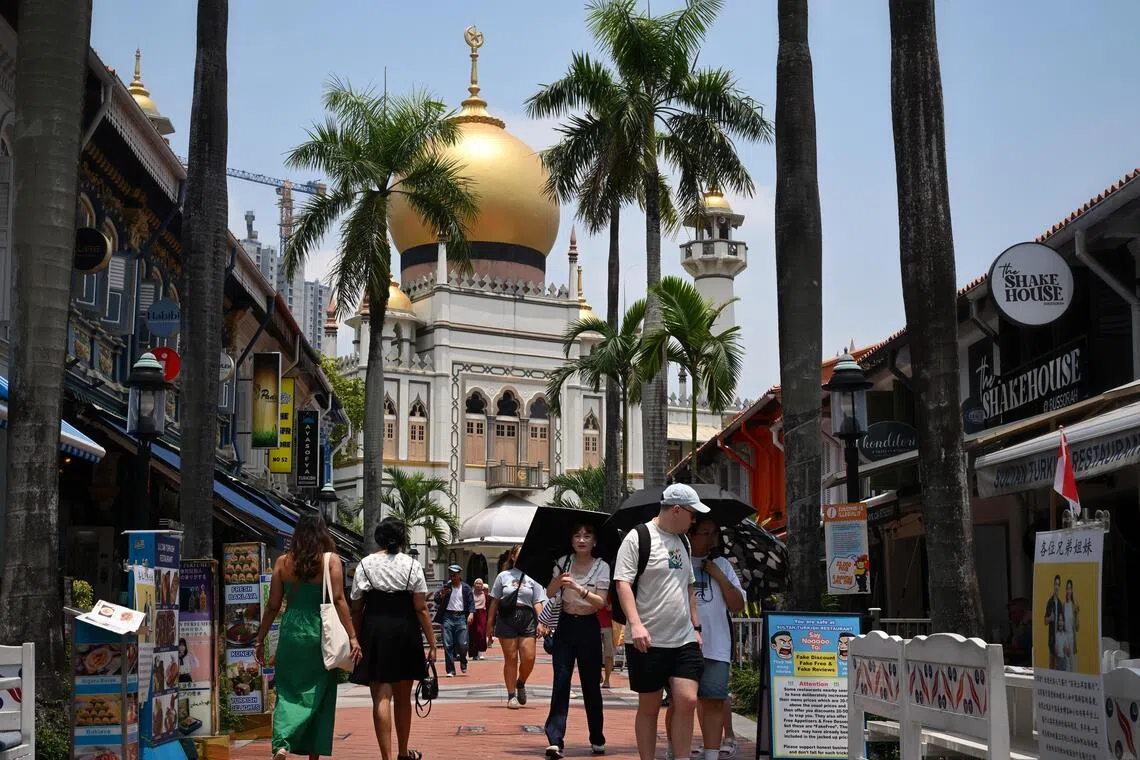 Kampong Glam’s 19th-century shophouses have been turned into boutiques, textile stores and trendy cafes and restaurants.